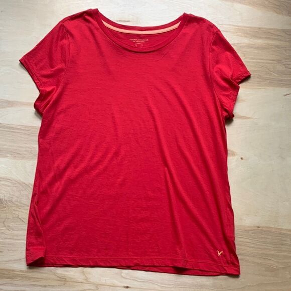 American Eagle Outfitters Red T-Shirt - Picture 1 of 6